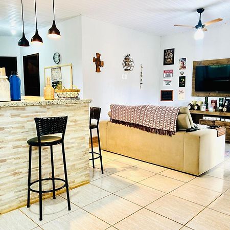 Casa Com Spa De Hidro, Aquecedor E Cromoterapia A 1,0 Km Do Centro Chapada dos Guimarães Екстериор снимка