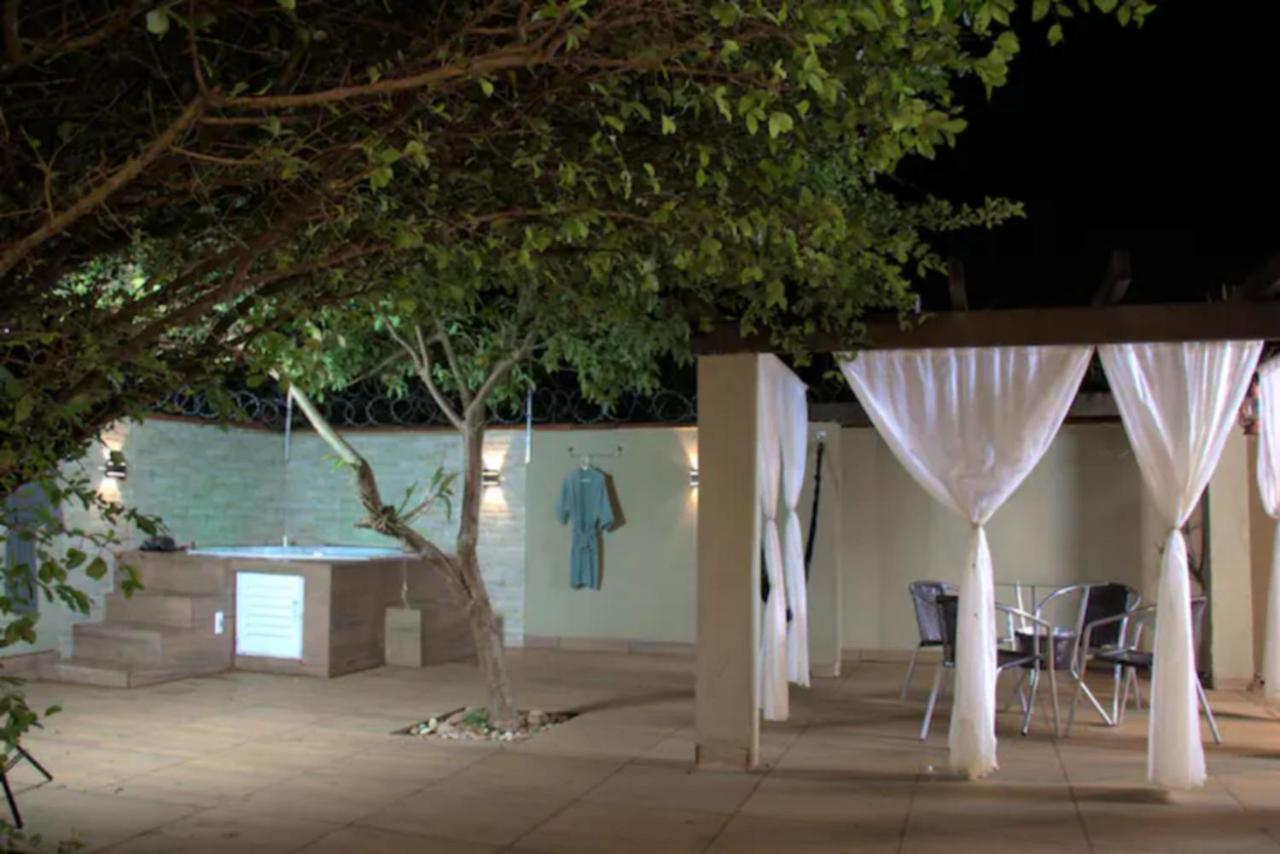 Casa Com Spa De Hidro, Aquecedor E Cromoterapia A 1,0 Km Do Centro Chapada dos Guimarães Екстериор снимка