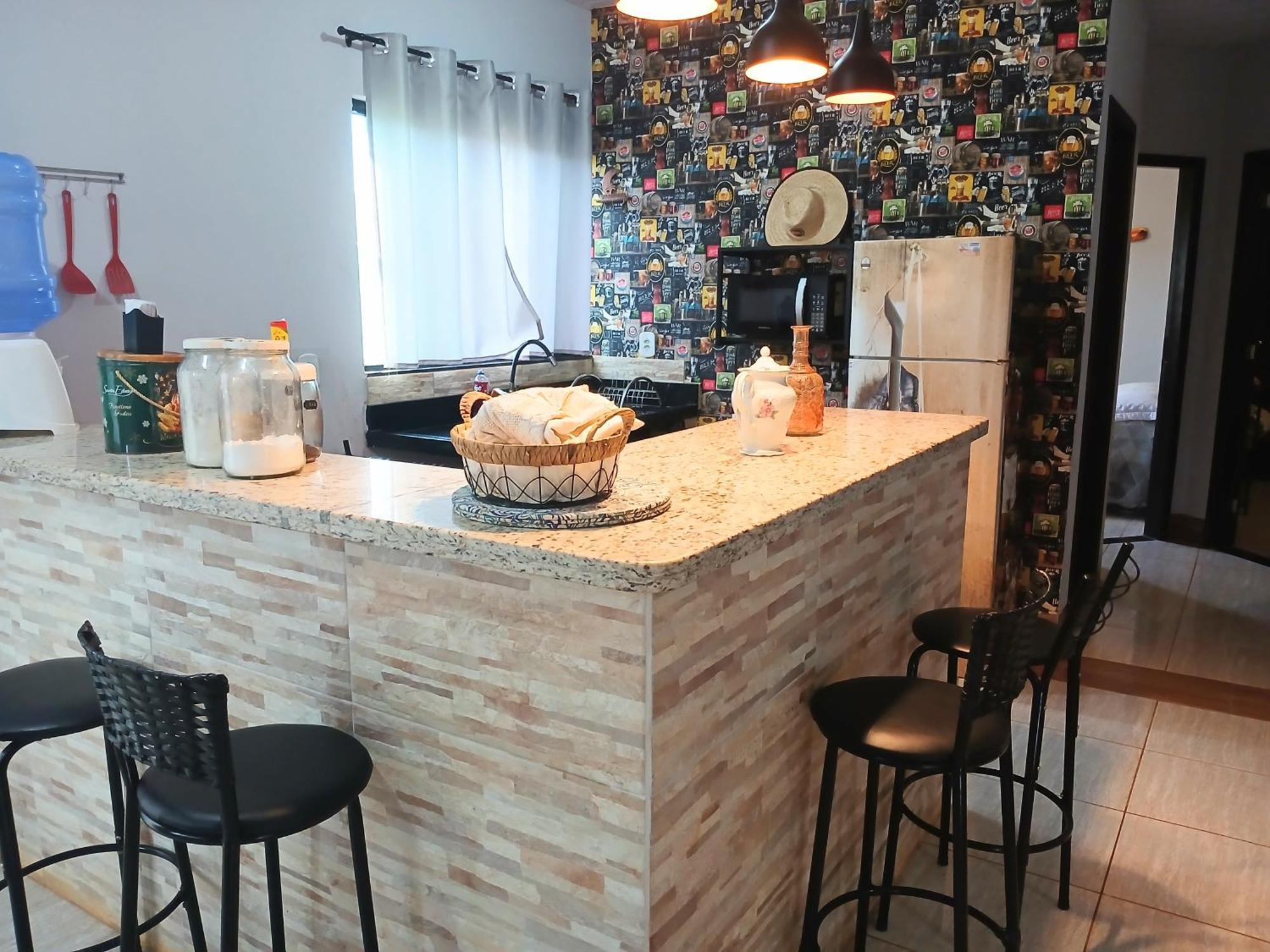 Casa Com Spa De Hidro, Aquecedor E Cromoterapia A 1,0 Km Do Centro Chapada dos Guimarães Екстериор снимка