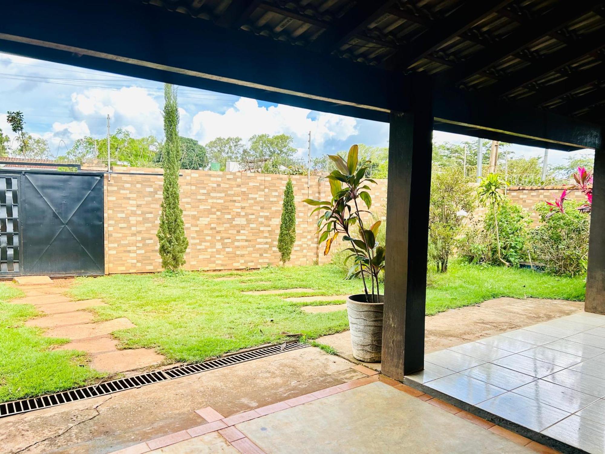 Casa Com Spa De Hidro, Aquecedor E Cromoterapia A 1,0 Km Do Centro Chapada dos Guimarães Екстериор снимка